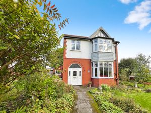 Front External- click for photo gallery